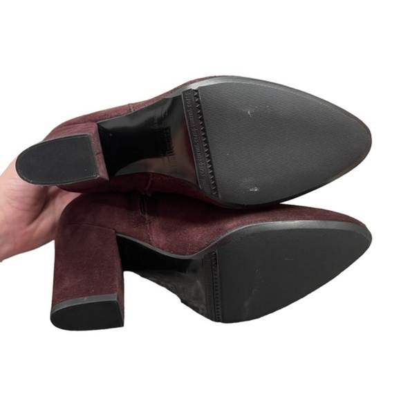 La Canadienne Suede Ankle Boots - Picture 7 of 8